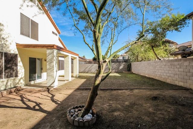 9243 W Saint John Road, Peoria, AZ 85382