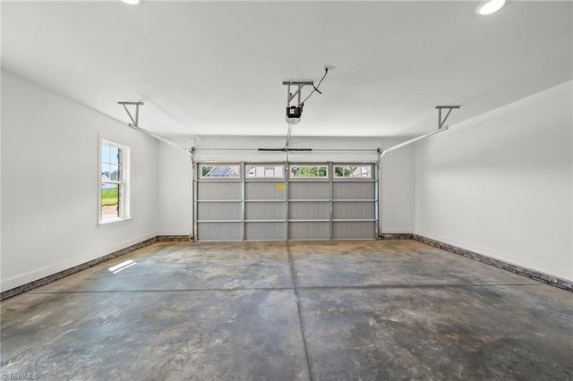174 Cool Run, Lexington, NC 27295