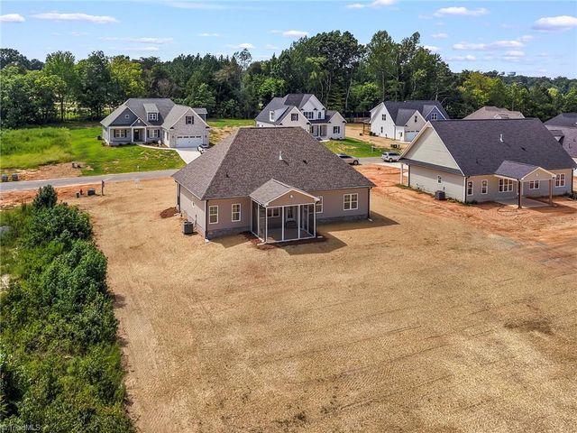 174 Cool Run, Lexington, NC 27295