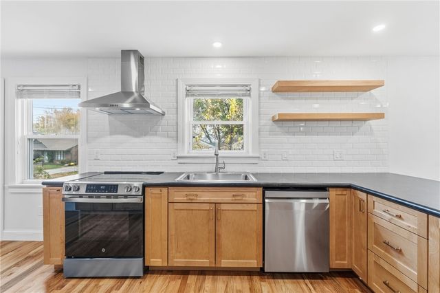 259 High Service Avenue, North Providence, RI 02904