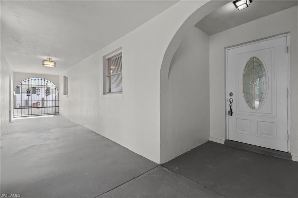 8925 Dorchester ST, FORT MYERS, FL 33907 — photo 4