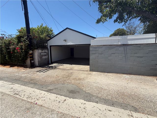 6250 Babcock Avenue, North Hollywood, CA 91606