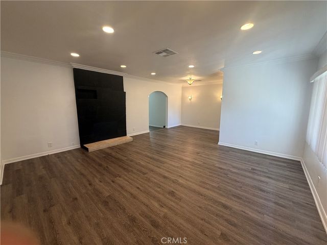6250 Babcock Avenue, North Hollywood, CA 91606