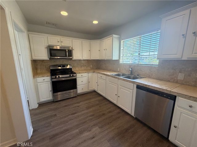 6250 Babcock Avenue, North Hollywood, CA 91606
