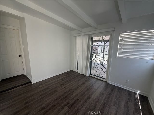 6250 Babcock Avenue, North Hollywood, CA 91606