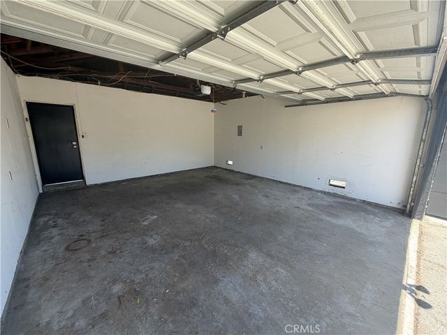 6250 Babcock Avenue, North Hollywood, CA 91606