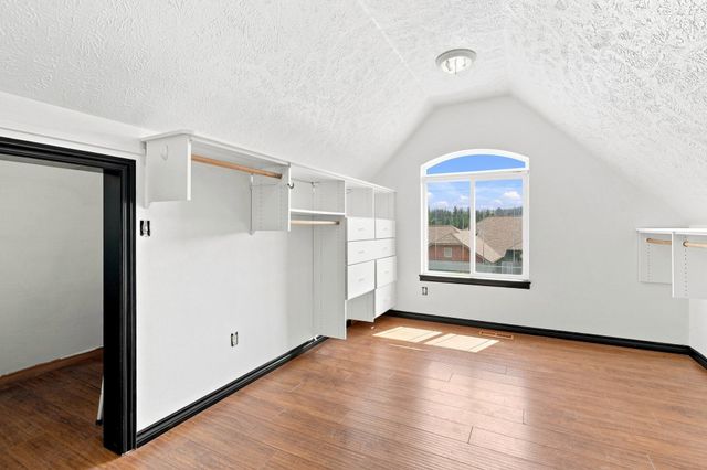 506 S Shelley Lake Ln, Spokane Valley, WA 99037