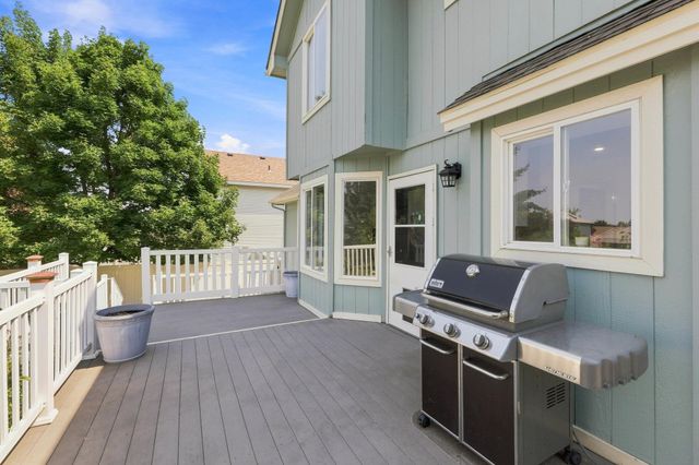 506 S Shelley Lake Ln, Spokane Valley, WA 99037