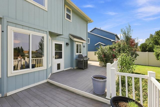 506 S Shelley Lake Ln, Spokane Valley, WA 99037