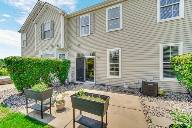 25021 Clare Circle, Manhattan, IL 60442