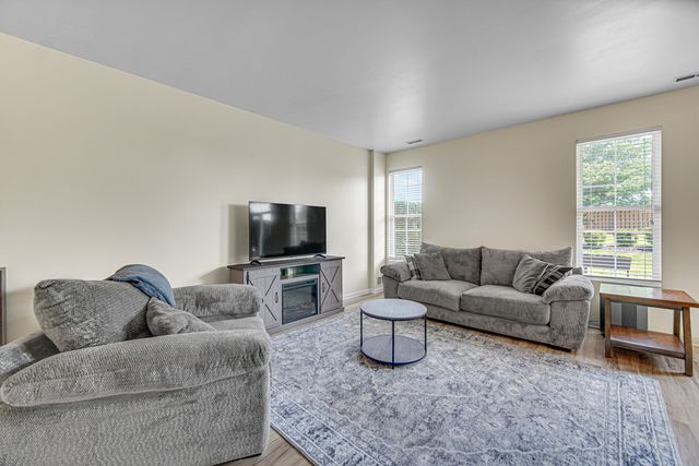 25021 Clare Circle, Manhattan, IL 60442
