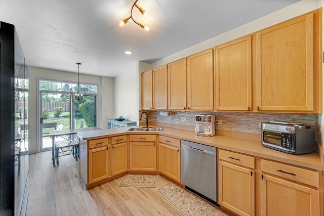 25021 Clare Circle, Manhattan, IL 60442