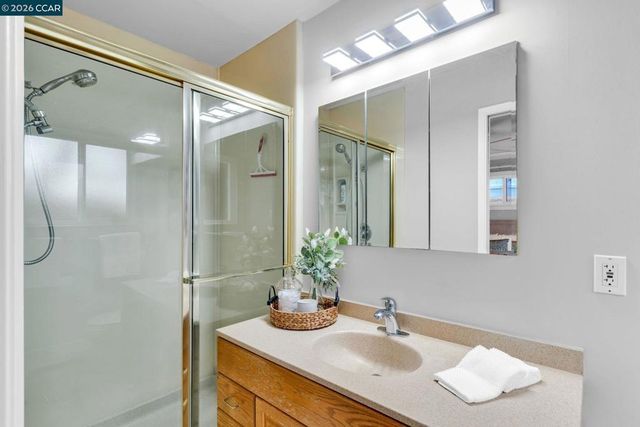 2081 2081 Essenay Ave, Walnut Creek, CA 94597