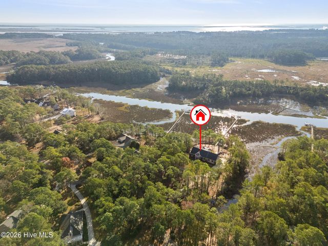 6465 Walden Pond Lane, Southport, NC 28461