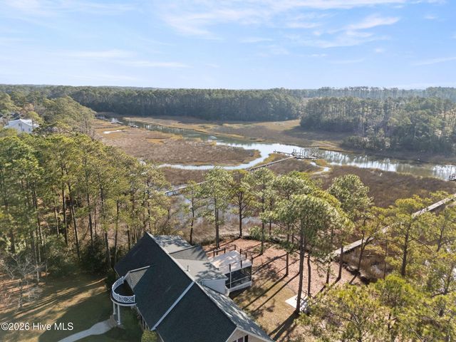 6465 Walden Pond Lane, Southport, NC 28461