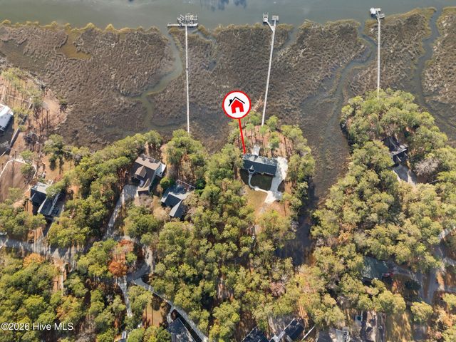 6465 Walden Pond Lane, Southport, NC 28461