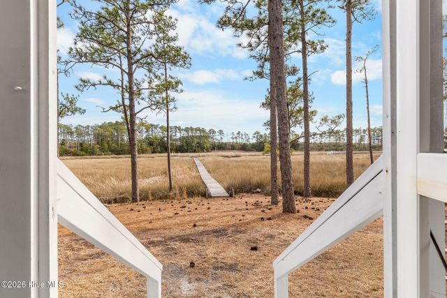 6465 Walden Pond Lane, Southport, NC 28461