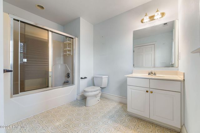 6465 Walden Pond Lane, Southport, NC 28461