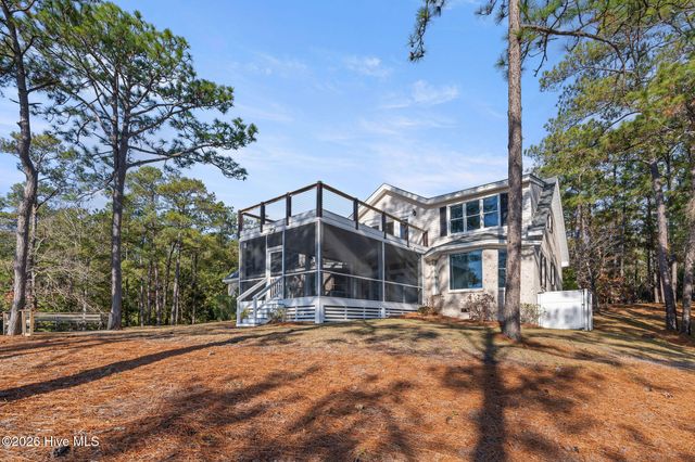 6465 Walden Pond Lane, Southport, NC 28461