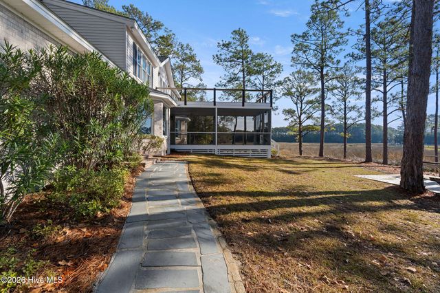 6465 Walden Pond Lane, Southport, NC 28461