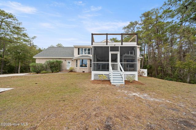 6465 Walden Pond Lane, Southport, NC 28461
