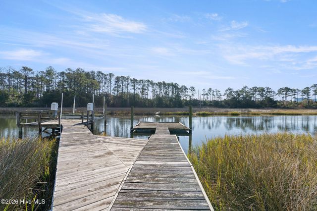 6465 Walden Pond Lane, Southport, NC 28461