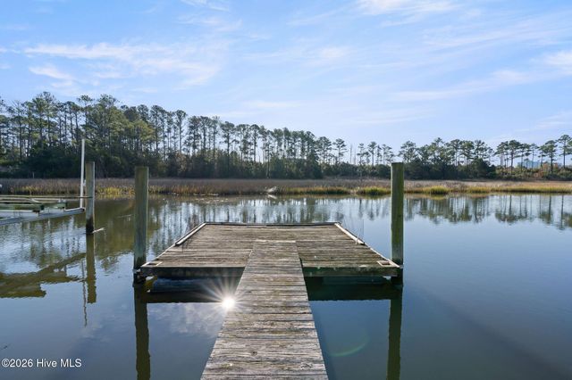 6465 Walden Pond Lane, Southport, NC 28461