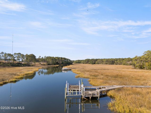 6465 Walden Pond Lane, Southport, NC 28461