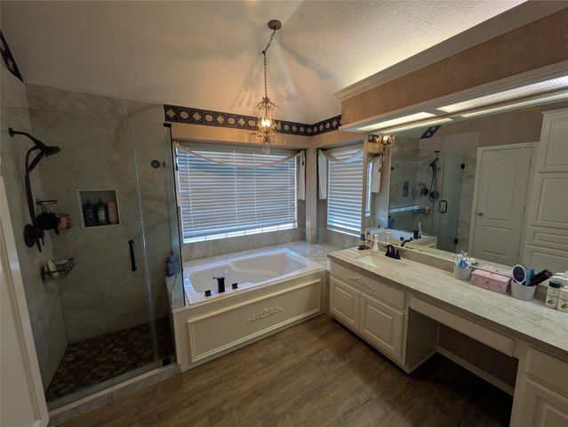 9222 Symphonic Lane, Houston, TX 77040