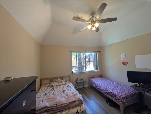 9222 Symphonic Lane, Houston, TX 77040