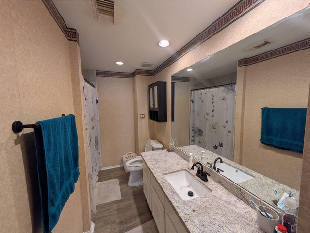 9222 Symphonic Lane, Houston, TX 77040