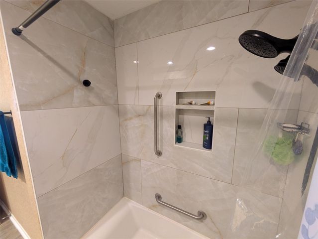 9222 Symphonic Lane, Houston, TX 77040