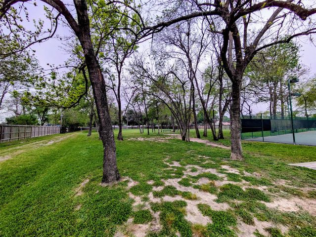 9222 Symphonic Lane, Houston, TX 77040