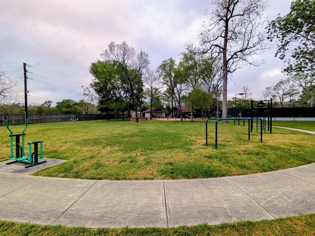 9222 Symphonic Lane, Houston, TX 77040