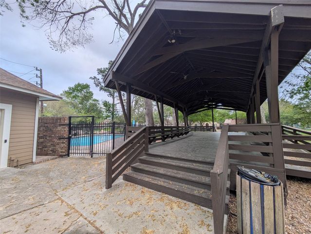 9222 Symphonic Lane, Houston, TX 77040