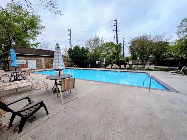 9222 Symphonic Lane, Houston, TX 77040