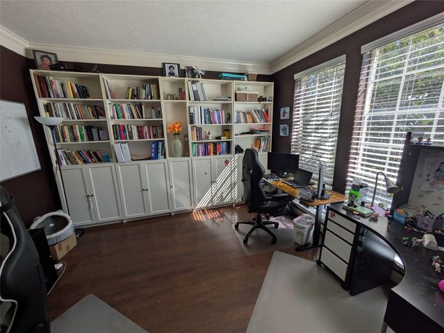 9222 Symphonic Lane, Houston, TX 77040