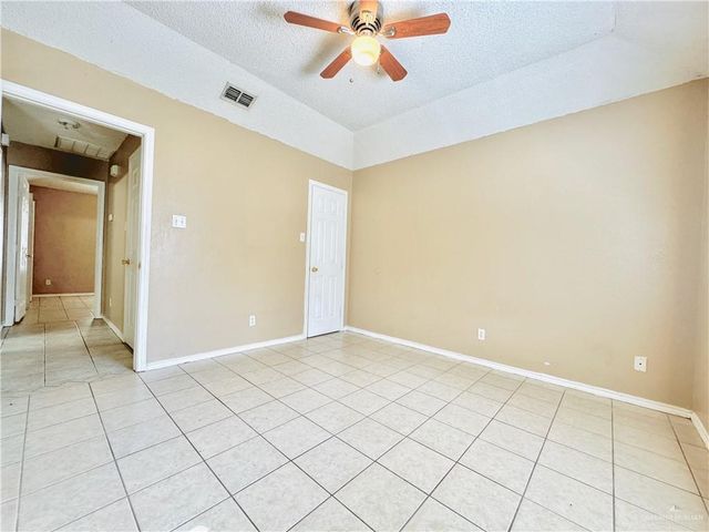 1219 W Carmen Avenue, Edinburg, TX 78541