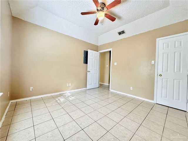 1219 W Carmen Avenue, Edinburg, TX 78541