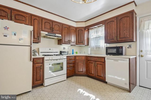 113 YALE AVE, Somerdale, NJ 08083