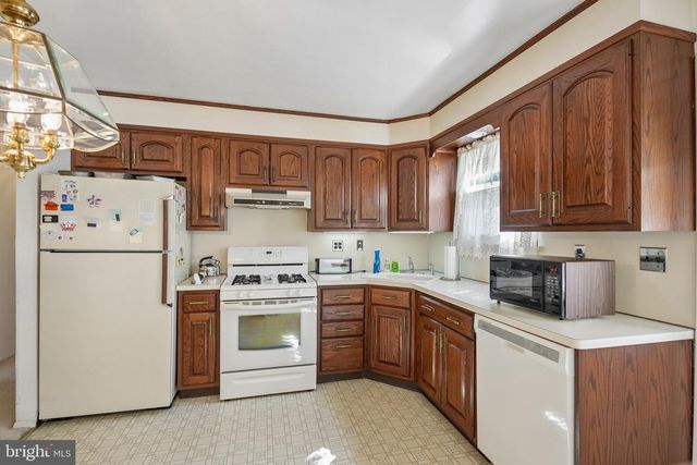 113 YALE AVE, Somerdale, NJ 08083