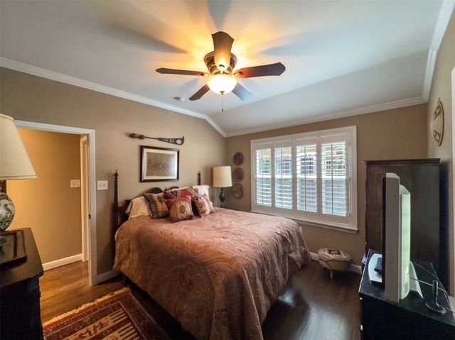 622 Ridgecrest Drive, Irving, TX 75060