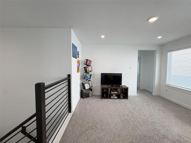 2913 Crown Gate Drive, Houston, TX 77047