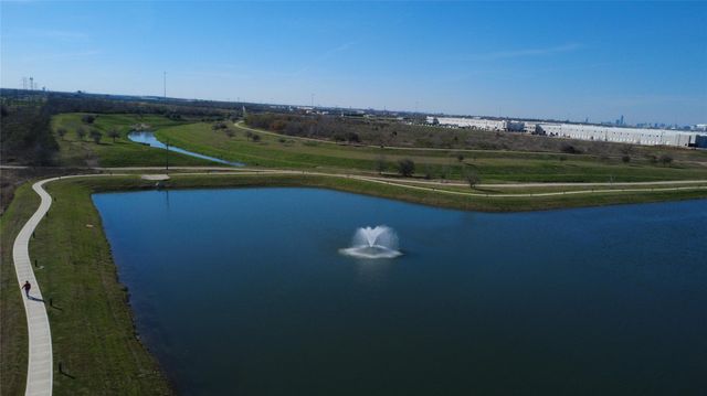 2913 Crown Gate Drive, Houston, TX 77047