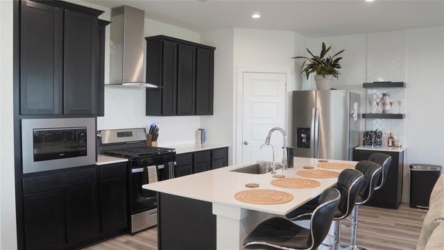 2913 Crown Gate Drive, Houston, TX 77047