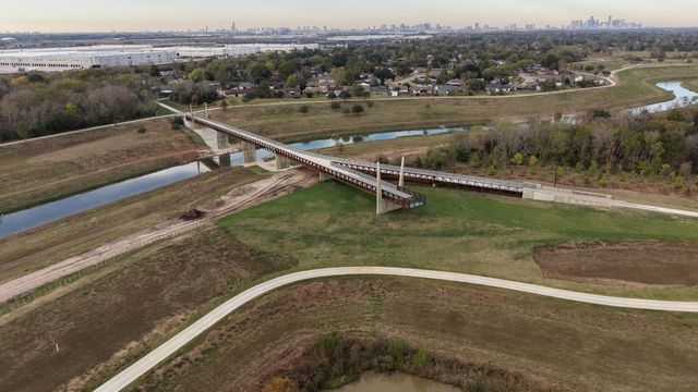 2913 Crown Gate Drive, Houston, TX 77047