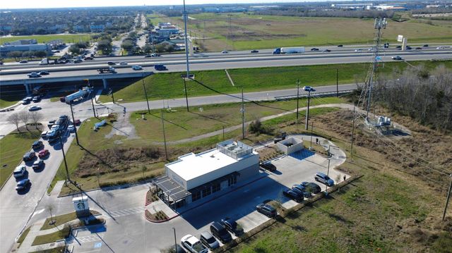 2913 Crown Gate Drive, Houston, TX 77047