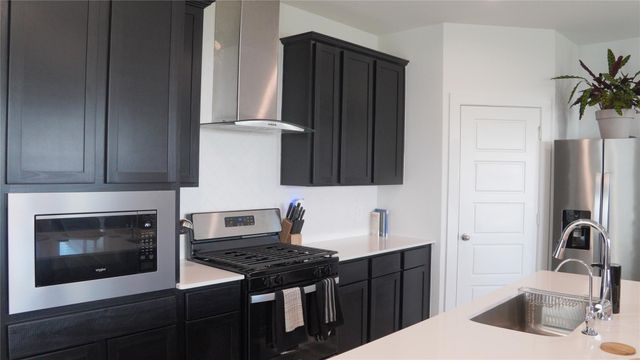 2913 Crown Gate Drive, Houston, TX 77047