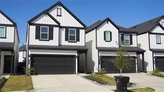 2913 Crown Gate Drive, Houston, TX 77047