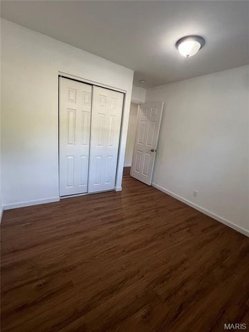 2231 Rosegarden Drive, St Louis, MO 63125